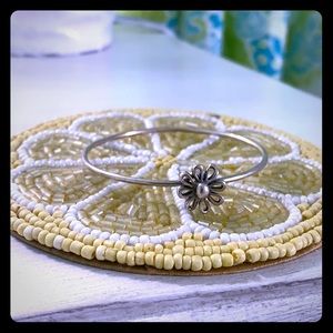 Tiffany & Co Paloma Daisy Bangle Flower Bracelet